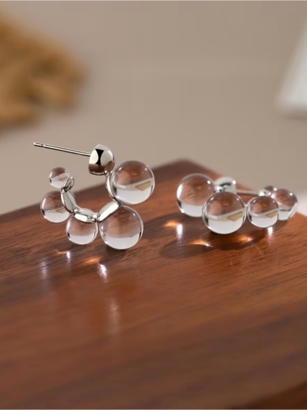 NEW! Trendy Clear Bubble Hoop Earrings. - Picture 3 of 7